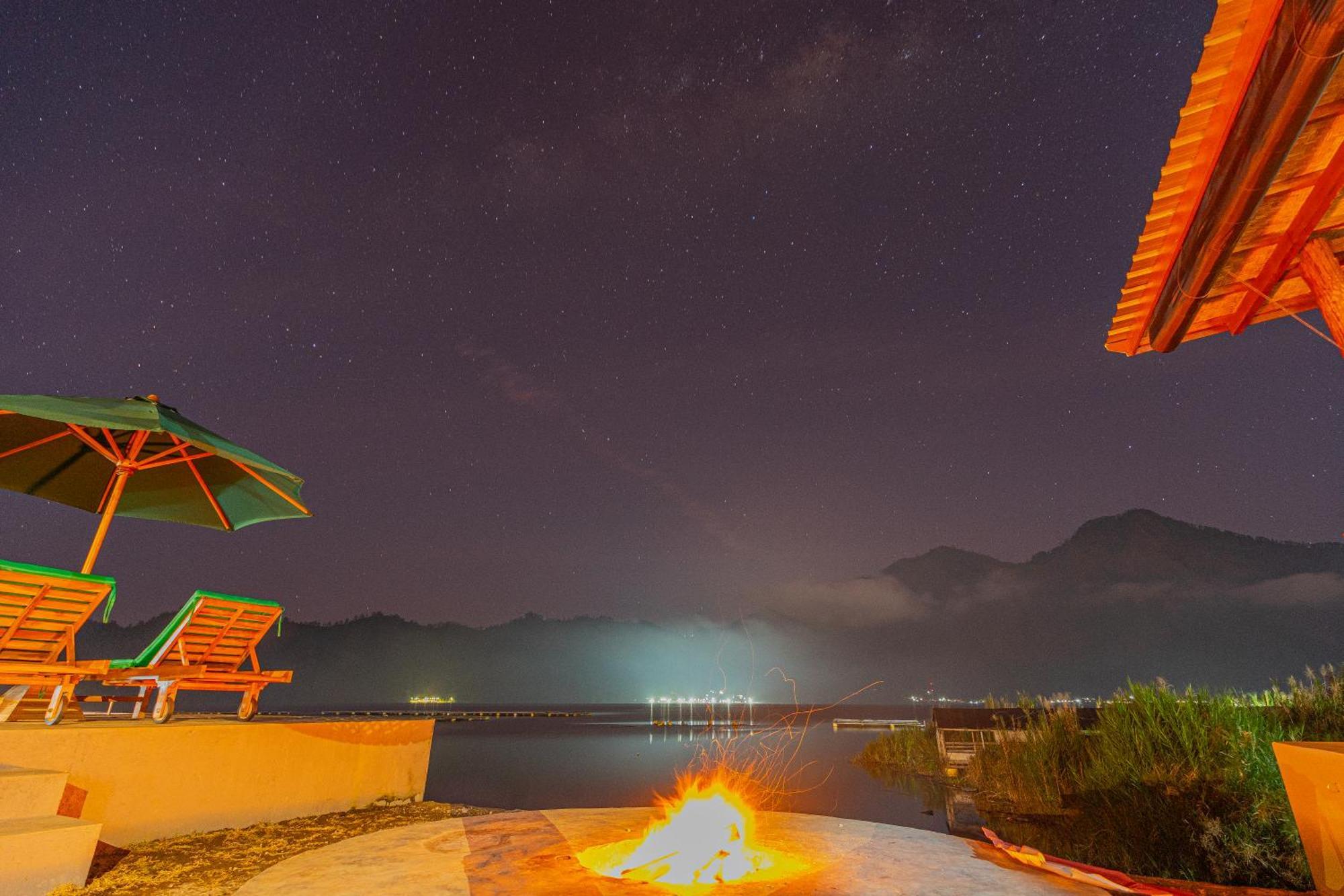 D Sila'S Tepi Danu Villas Kintamani & Natural Hot Spring エクステリア 写真